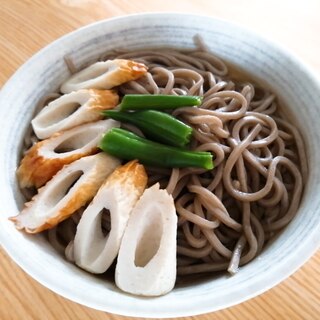 ちくわといんげんのかけ蕎麦